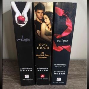 3 Twilight Books